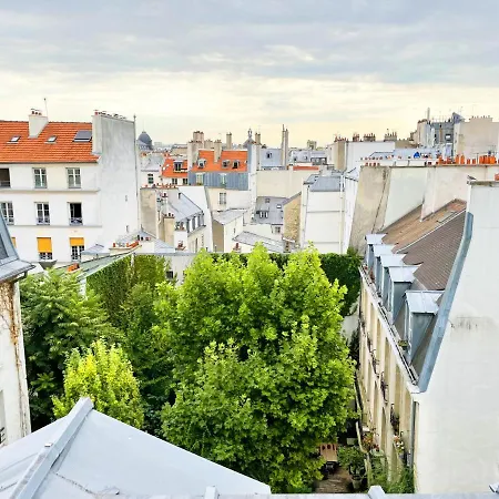Duplex With Terrasse And View On Eiffel Tower *